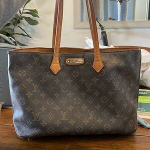 Louis Vuitton tote